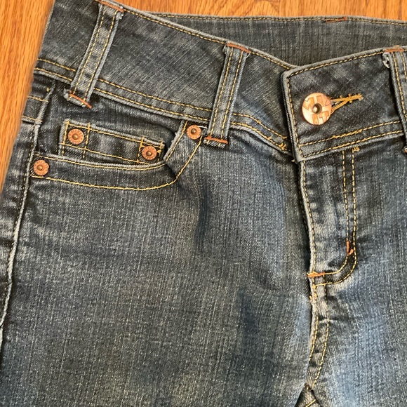 Mix It Stretch Boot Cut Mid Rise  5-Pocket Denim Jeans, Back Pocket Detail, Sz 2 - Picture 3 of 10